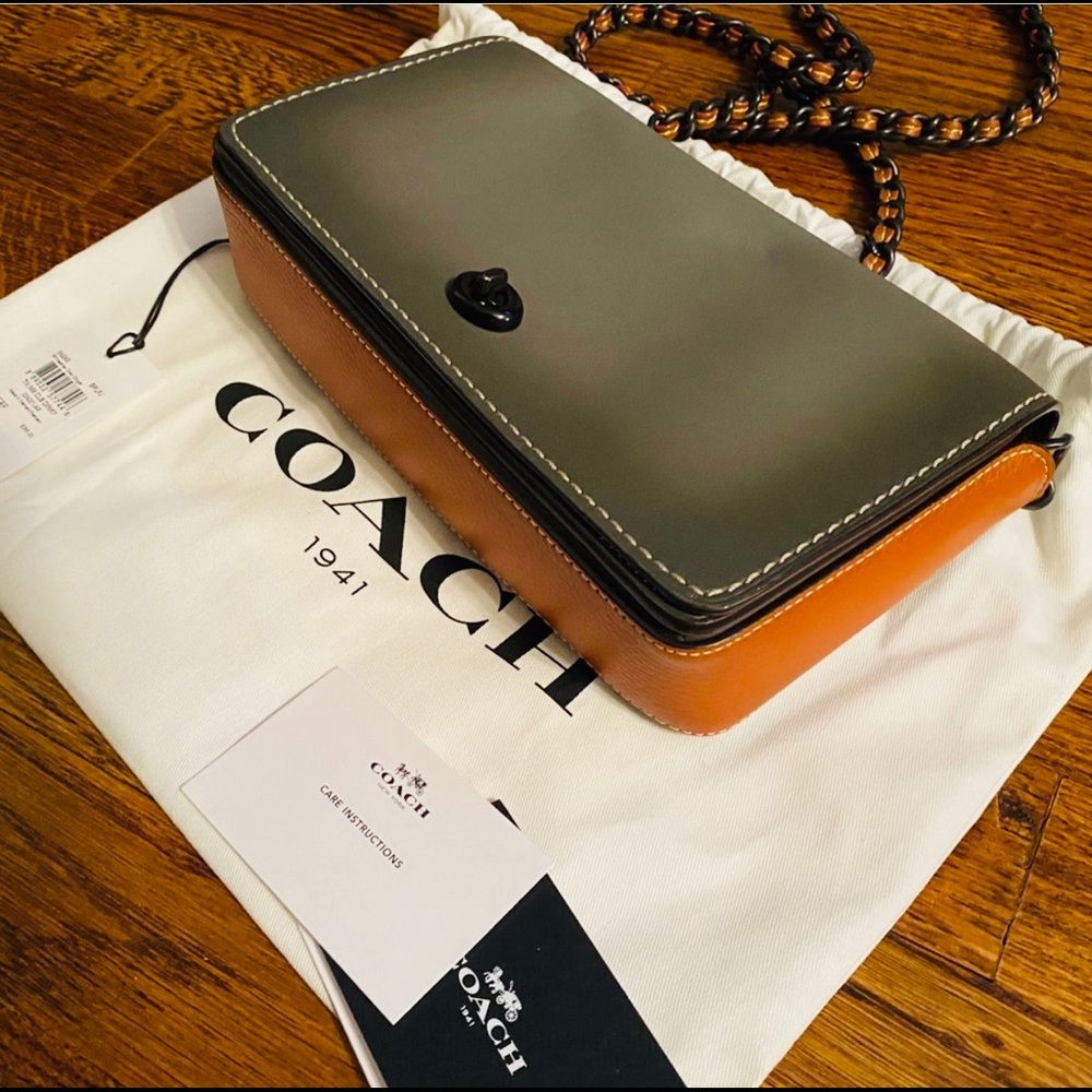 Coach purse.